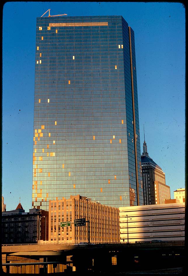 ジョン・ハンコックタワーの合板